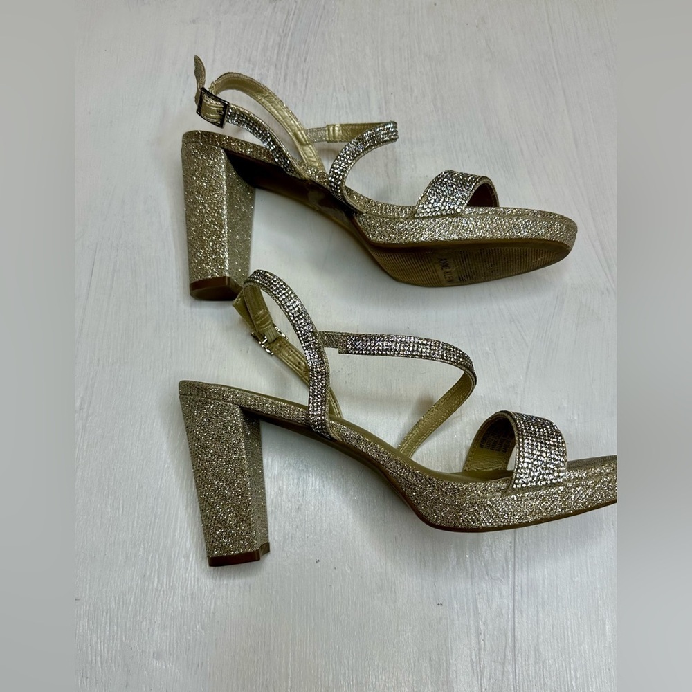 Anne Klein Gold Rhinestone Block Heel Sandals 7.5 M Ankle Strap Dress Shoes - Picture 4 of 11